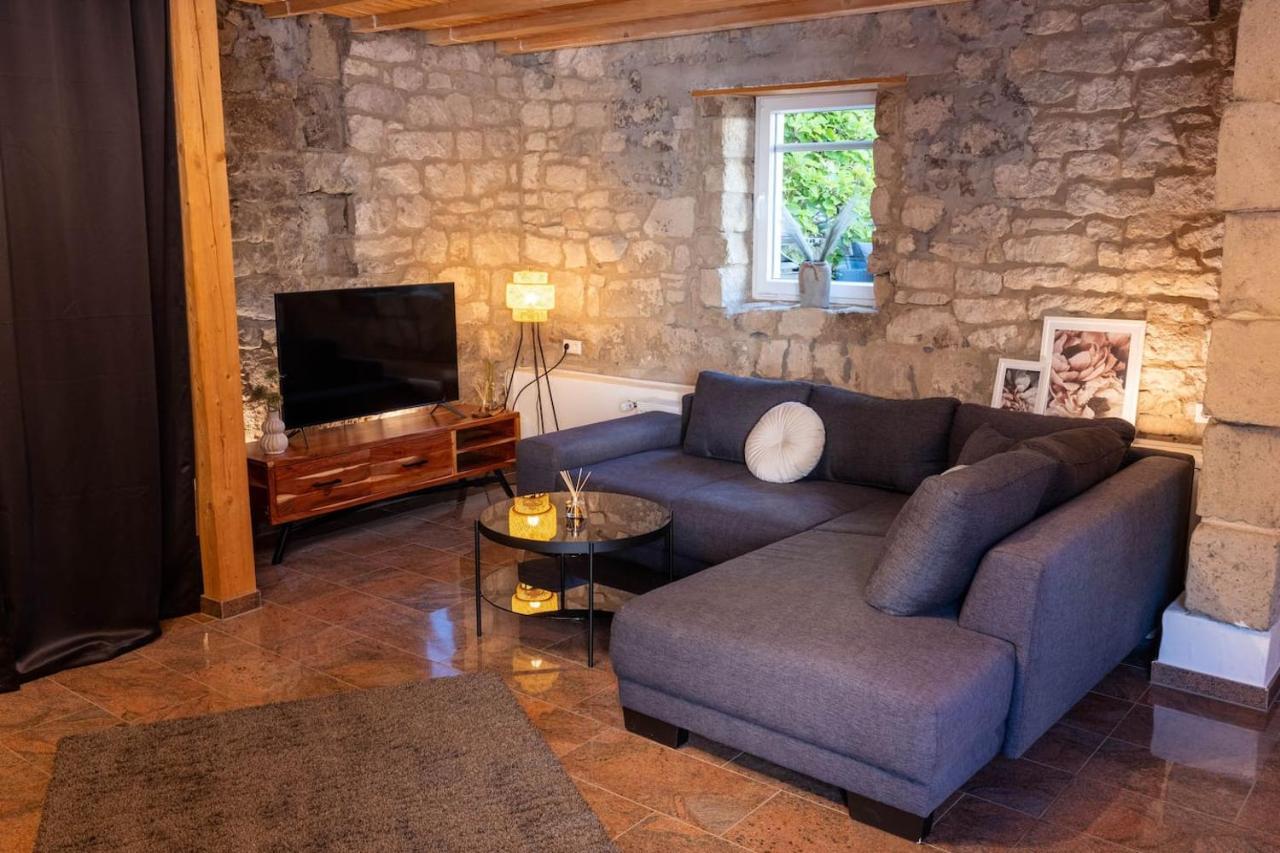 Vulkan-Lodge Ferienhaus Rieden  Bagian luar foto